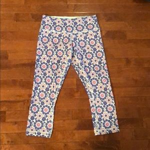 Lululemon wunder under crop size 4 floral print